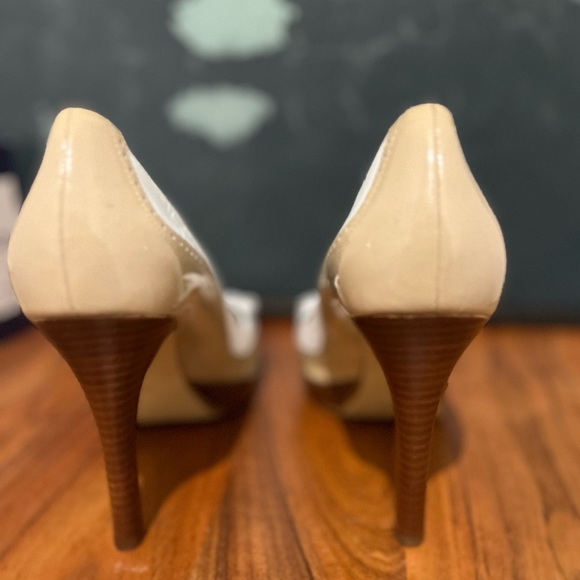 Marc Fisher Peep Toe Oxford Pump in Tan and White - Picture 5 of 5